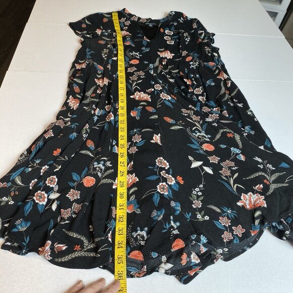 Torrid Womens Dress Black Floral Swing Keyhole Neckline Whimsigoth Boho Sz 0X - Picture 8 of 9